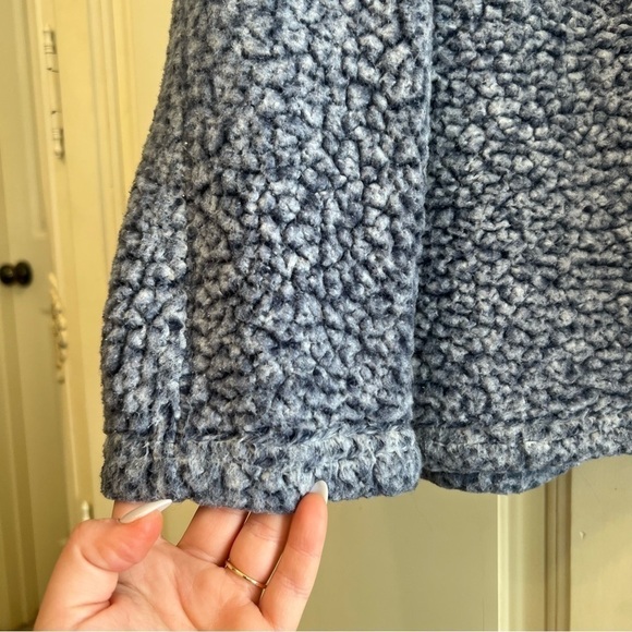 TRUE Grit The Original Frosty Tipped Pile 1/2 Zip Pullover in Blue - Picture 6 of 8